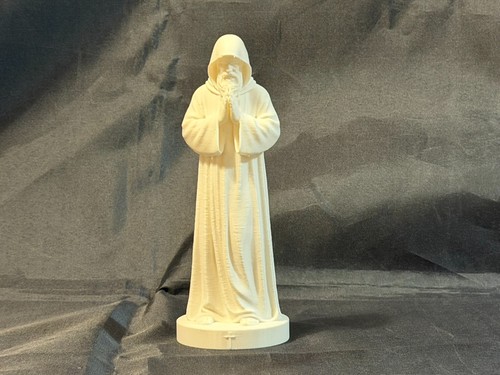 San charbel statuina monaco - -,